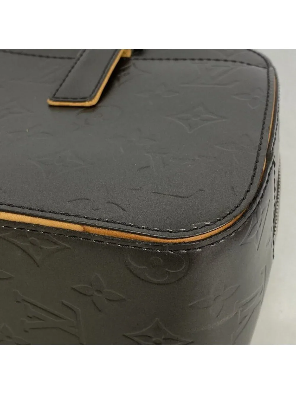 Louis Vuitton Handbag Monogram Matt Shelton Noir